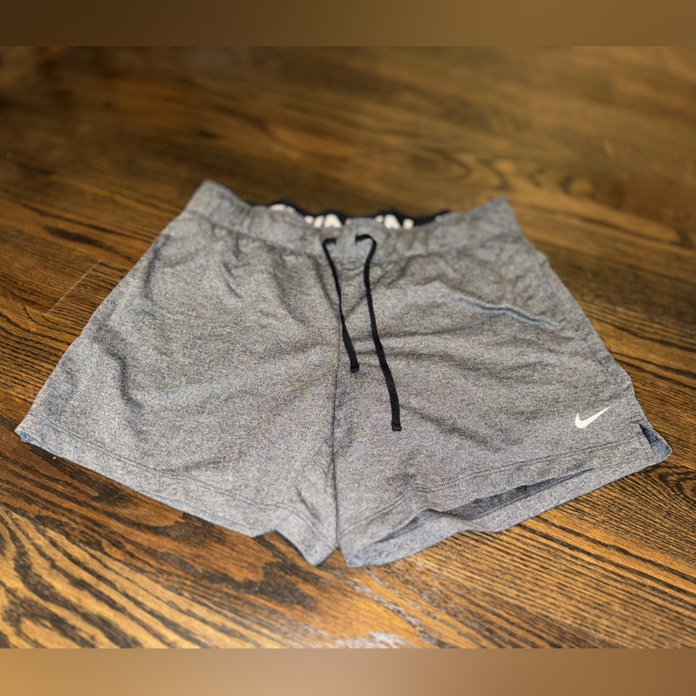 Nike dri fit gray shorts small nwt